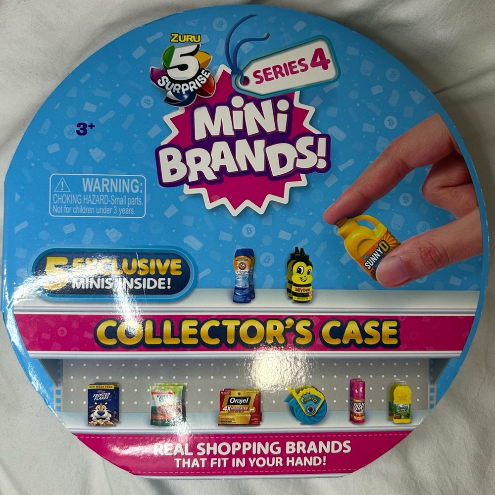 Zuru Mini Brands Series 4 Collector Case with 13 Minis Bundle